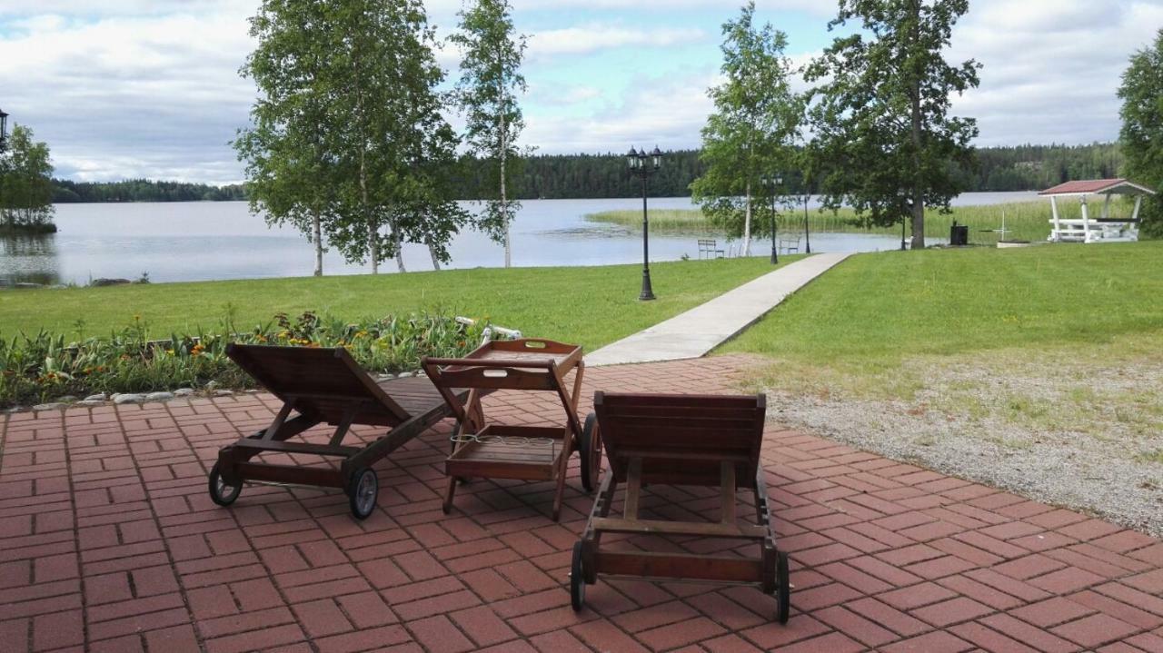 Wonderful Cottage By The Lake Hautjarvi Esterno foto
